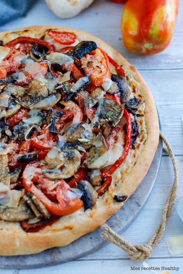 recette healthy-pizza-tomate-poivron-pizza maison-parmesan