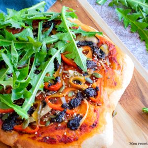 recettehealthy-pizza naan-mozzarella-tapenade-roquette-champignon