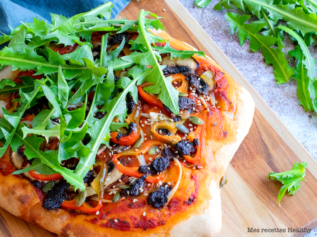 recettehealthy-pizza naan-mozzarella-tapenade-roquette-champignon