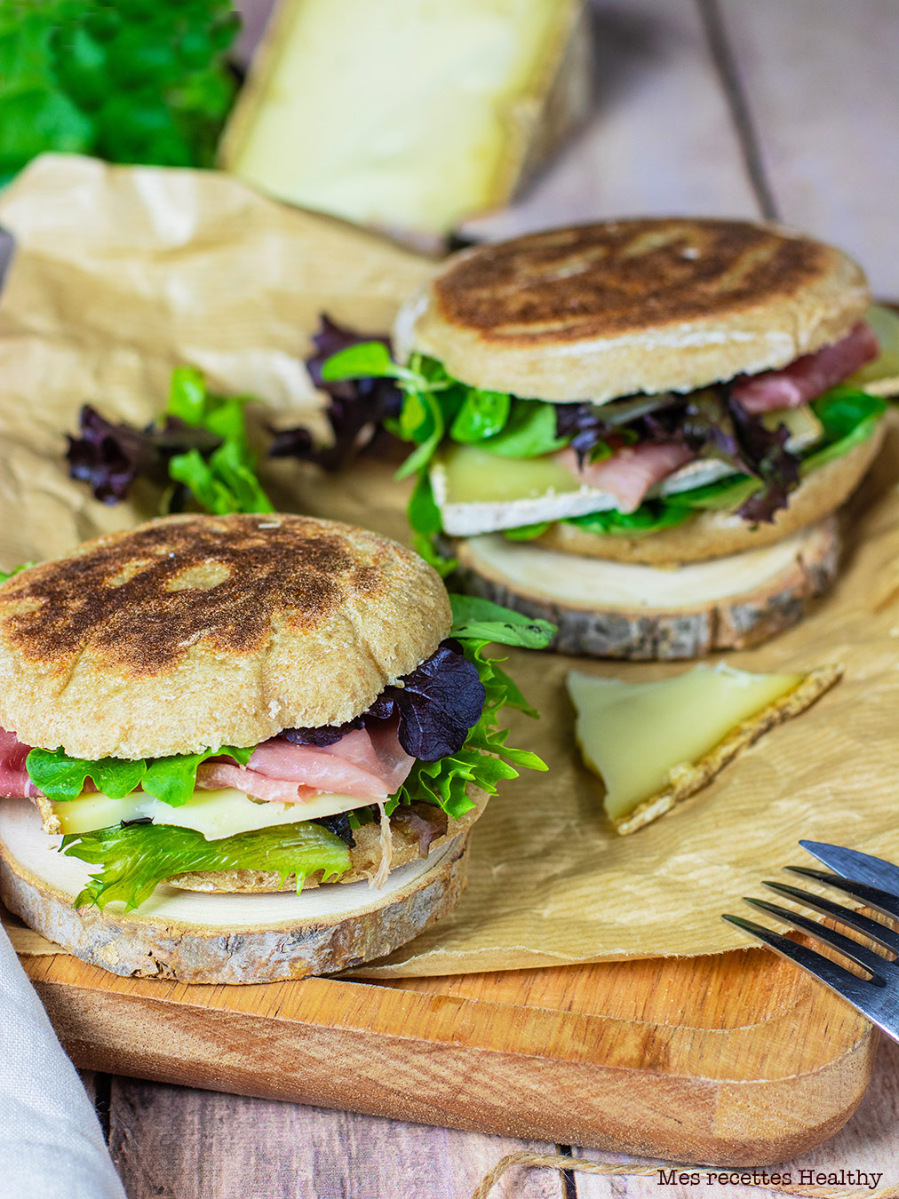 recette healthy-sandwich-tome de montagne-petit déjeuner-jambon cru-oeuf brouille-Sandwich à la tomme et jambon cru