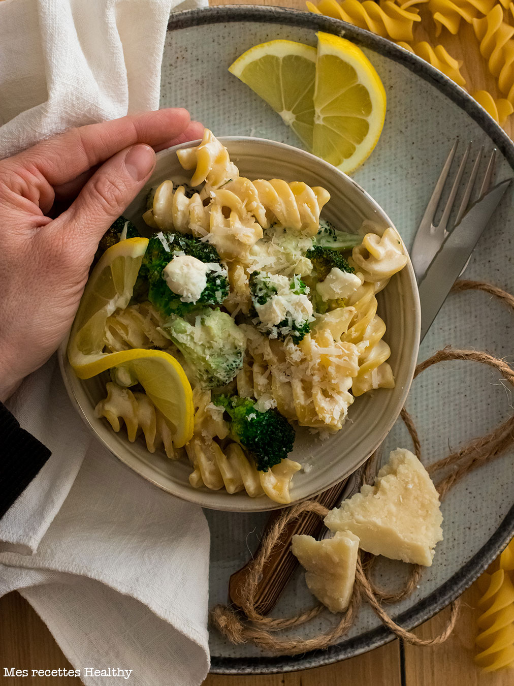 recette healthy-pate au brocolis-legume-fromage-parmesan