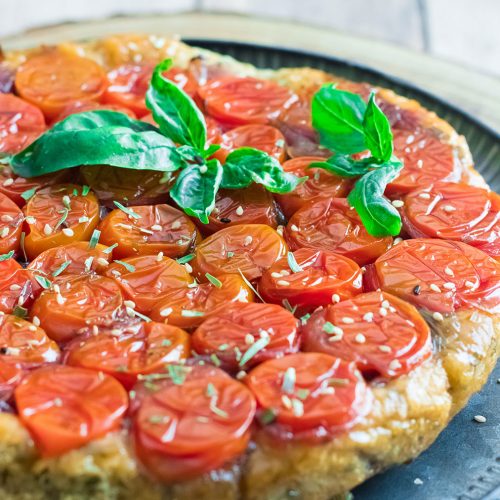 recette healthy-tarte tatin-tomate-oignon-Tarte tatin aux tomates caramélisées et oignons facile
