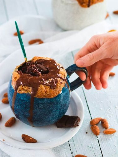 recette healthy- Mug cake sans beurre au chocolat et pralin