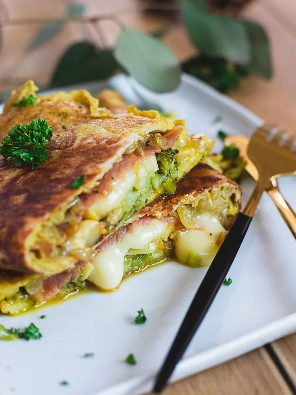 Wrap omelette au fromage et légumes