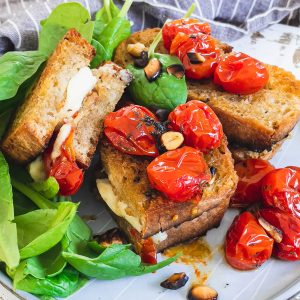 recette healthy - Sandwich aux tomates rôties et ail confit