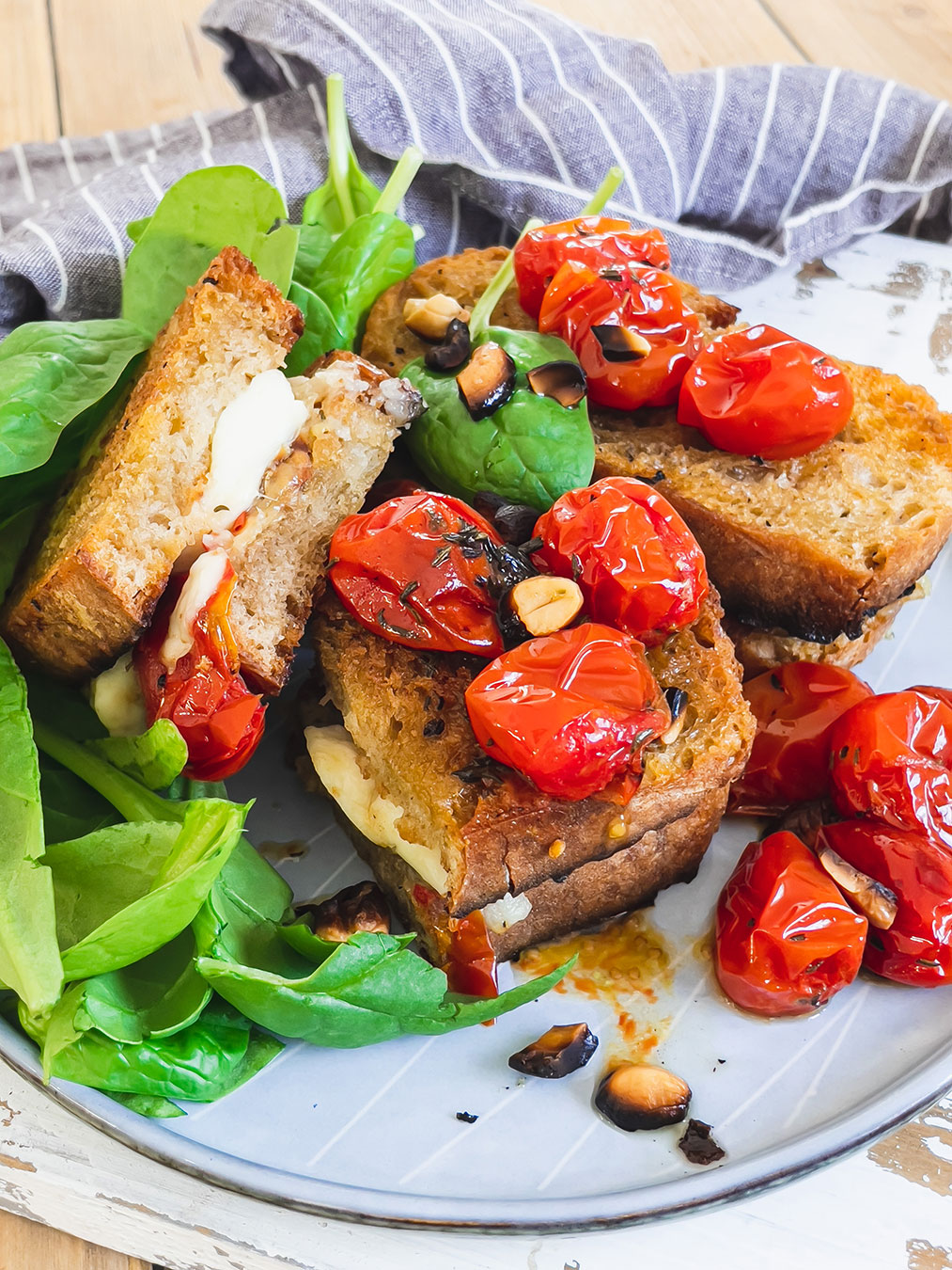 recette healthy - Sandwich aux tomates rôties et ail confit